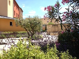 First Inn Hotel
