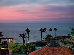 David Tower Hotel Netanya By Prima Hotels – 16 years old plus