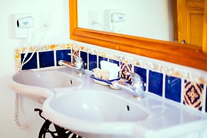 Casa Jacinta Guest House