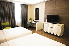 Savan Resorts