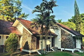 The Tavia Riverside Resort & Convention