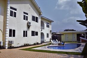 Kingsbridge Royale Hotel