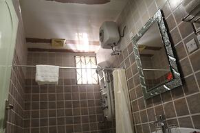 Kingsbridge Royale Hotel