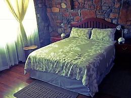 A New Earth Guest Lodge