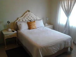 A New Earth Guest Lodge