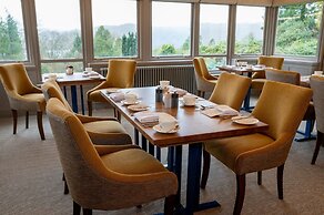 Lindeth Fell Country House