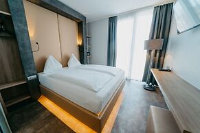Hotel Rocket Rooms Velden