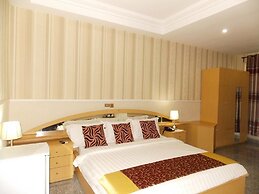 Ajuji Greenwich Hotel