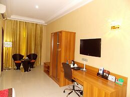 Ajuji Greenwich Hotel
