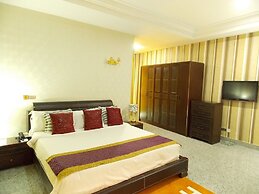 Ajuji Greenwich Hotel