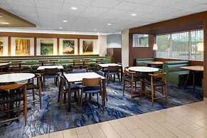 Fairfield Inn and Suites Orlando Kissimmee Celebration