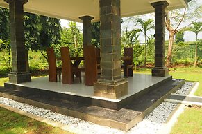 The Gecho Inn Country