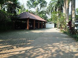 The Gecho Inn Country