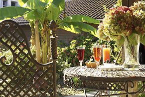 Le Continental Hotel