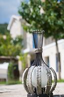 Ilianthos Apartments & Studios