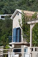 Ilianthos Apartments & Studios