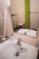 Ilianthos Apartments & Studios