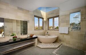 Adinda Balangan Beach Villa