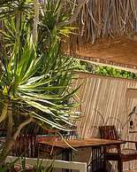 Golden Sand Beach & Caravan