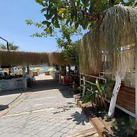 Golden Sand Beach & Caravan