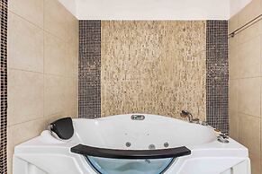 Akritas Ef Zin Villas & Suites