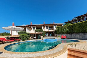 Akritas Ef Zin Villas & Suites