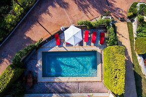 Akritas Ef Zin Villas & Suites