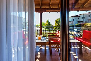 Akritas Ef Zin Villas & Suites