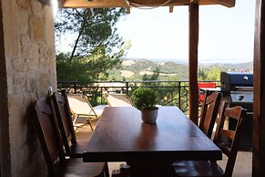 Akritas Ef Zin Villas & Suites