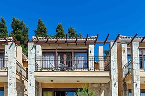 Akritas Ef Zin Villas & Suites