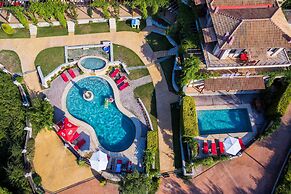 Akritas Ef Zin Villas & Suites