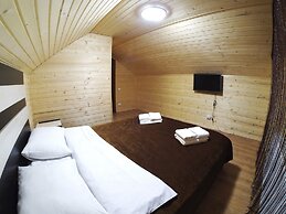 Charda Hotel