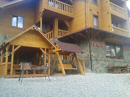 Charda Hotel