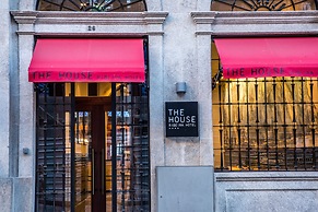 The Editory House Ribeira Porto Hotel