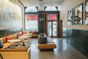 The Editory House Ribeira Porto Hotel