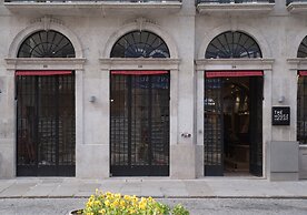 The Editory House Ribeira Porto Hotel