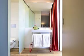 The Editory House Ribeira Porto Hotel