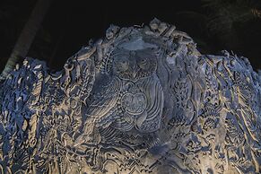 Absolute Beachfront Romantic Villa Laut