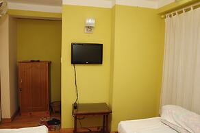 Sunny Guest House and Cafe