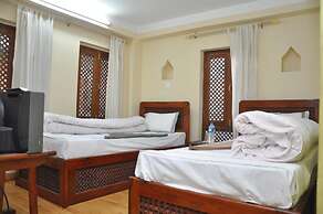 Sunny Guest House and Cafe