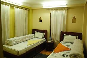 Sunny Guest House and Cafe