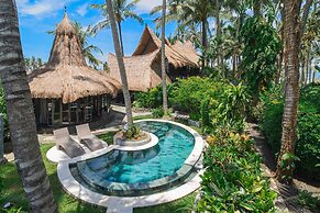 Most Exotic Beachfront Villa Keong