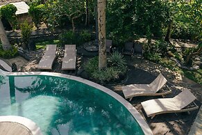 Most Exotic Beachfront Villa Keong