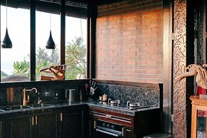 Most Exotic Beachfront Villa Keong