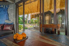 Most Exotic Beachfront Villa Keong