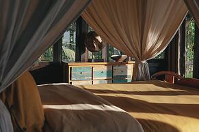 Most Exotic Beachfront Villa Keong