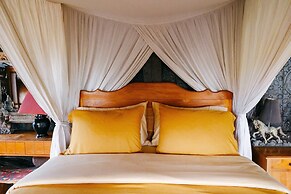 Most Exotic Beachfront Villa Keong