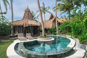 Most Exotic Beachfront Villa Keong