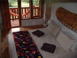 Sycamore Avenue Treehouses