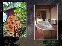 Sycamore Avenue Treehouses